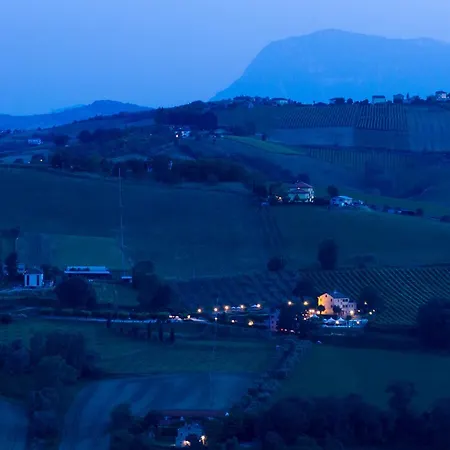 Alloggio per agriturismo Vecchio Gelso *
