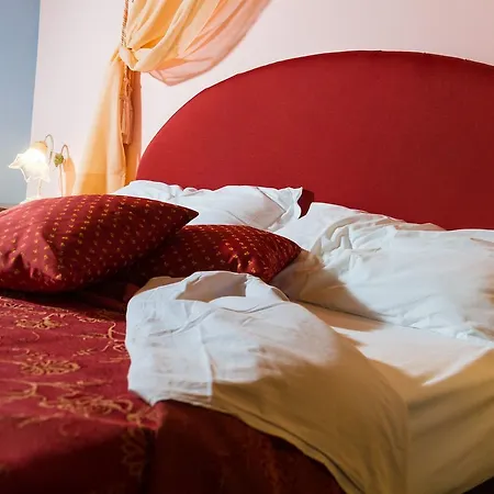 Alloggio per agriturismo Vecchio Gelso *