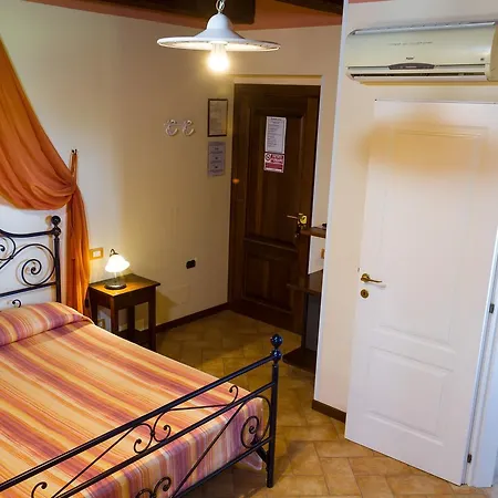 Vecchio Gelso בית חווה Ortezzano